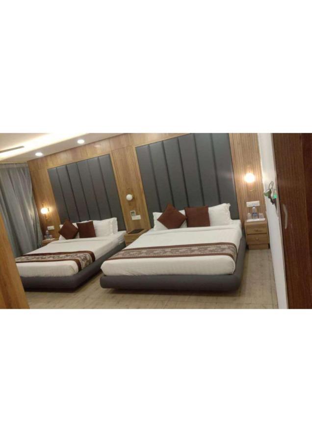 The Celestial Park, Bhopal Hotel Buitenkant foto