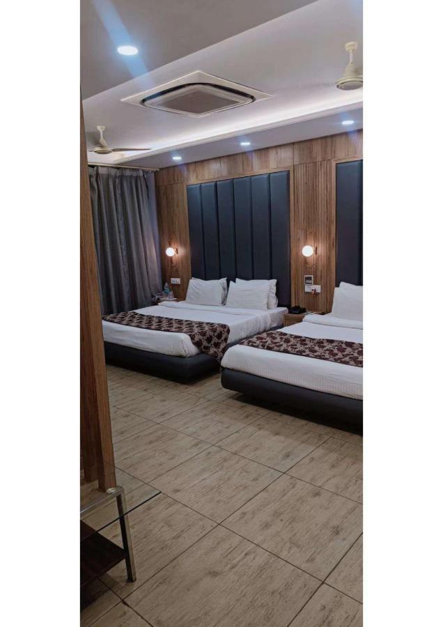 The Celestial Park, Bhopal Hotel Buitenkant foto